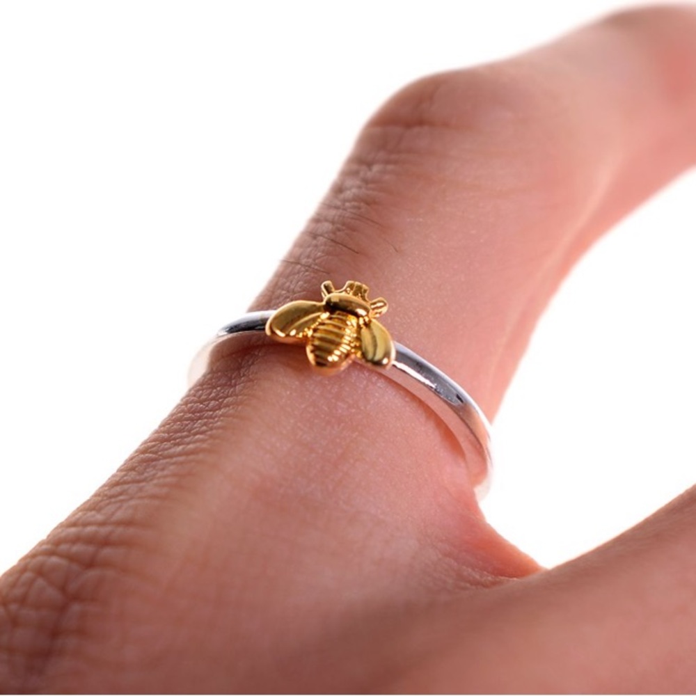🐝 Two Tone Silver Yellow Gold Bee Ring 🐝 - Picture 2 of 7